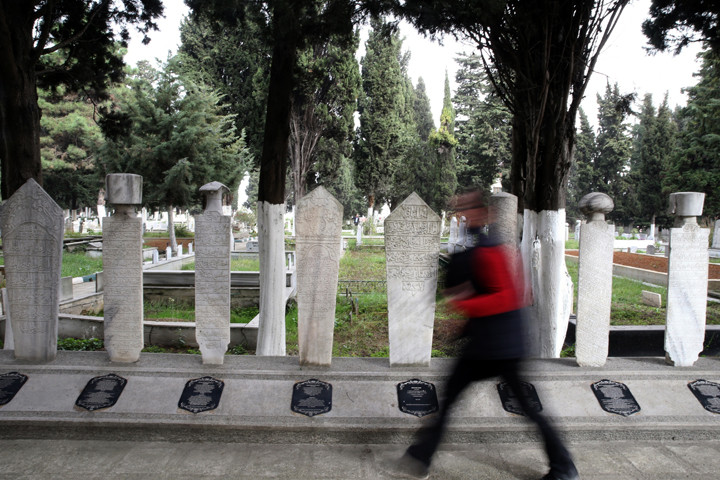 Trabzon tarihini yansıtan Mezar taşları