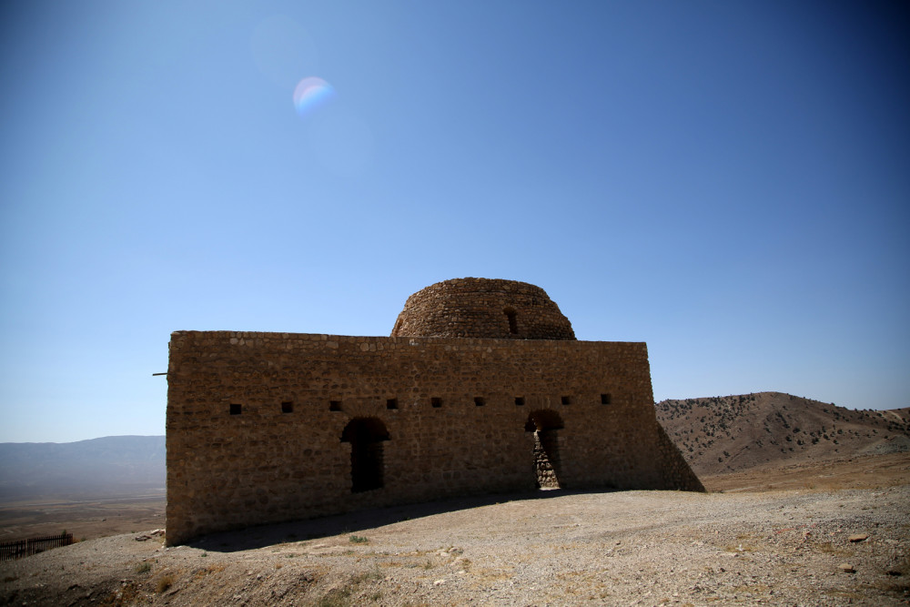 Sasani döneminden kalan Zerdüşt Tapınağı