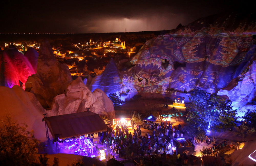 Peribacaları Cappadox Festivaliyle renklendi