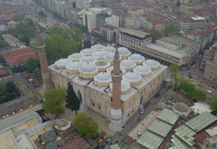 Bursa Ulu Camii hat müzesi gibi