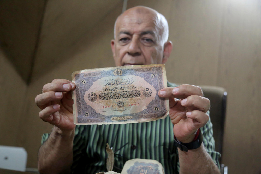 Filistinde 103 yıldır sahibini bekleyen paralar