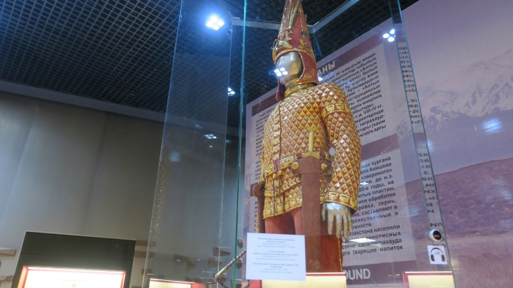 Kazakistanlı Tutankamon: Altın Elbiseli Adam