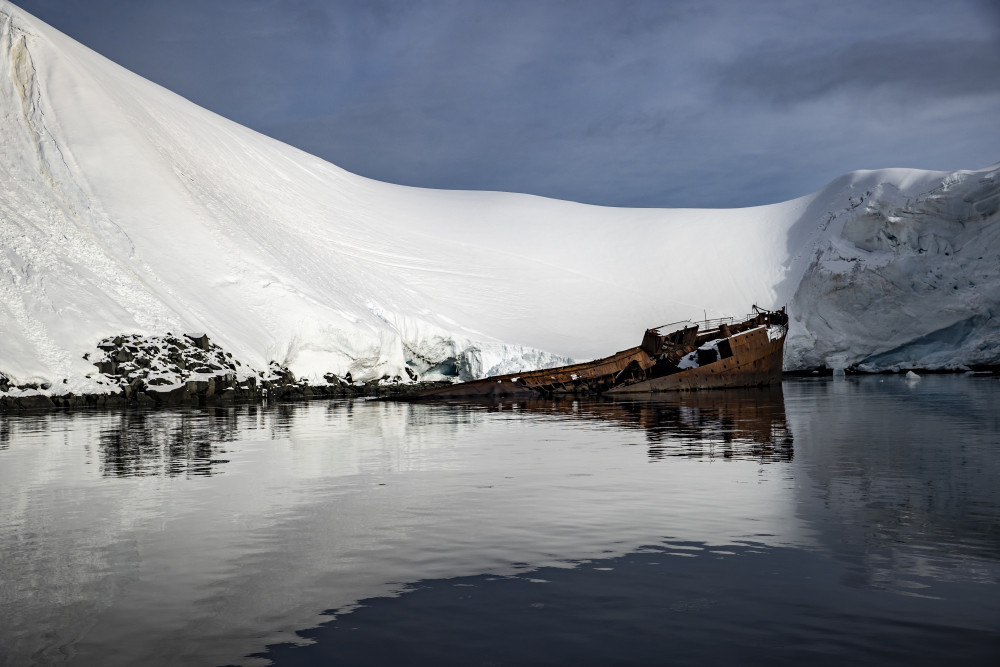  Antarktikada karaya oturan Governoren gemisinin hikayesi 