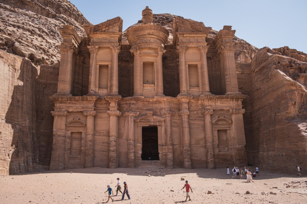 Petra Antik Kentinin göreni büyüleyen manzaraları
