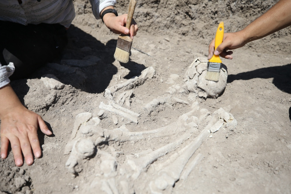 Kahramanmaraşta 7500 yıllık kadın iskeleti bulundu