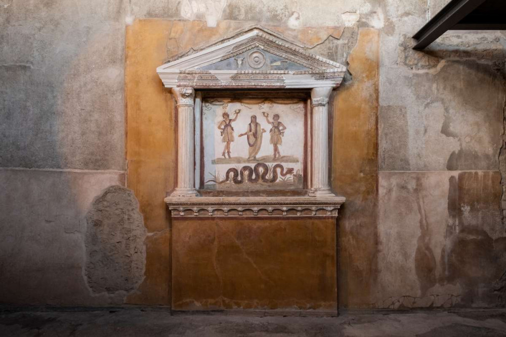 Pompeiideki Antik Roma şehir evi ziyarete açıldı