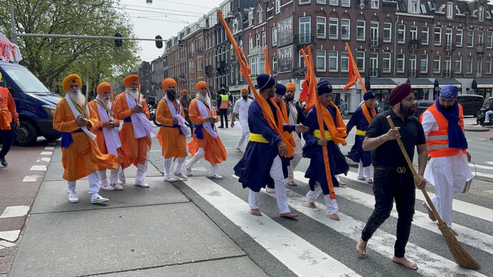 Sihler Amsterdamda Vaisakhi festivali düzenlendi