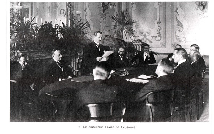 İnönü Vakfının arşivindeki Lozan Antlaşması belgeleri halka açıldı