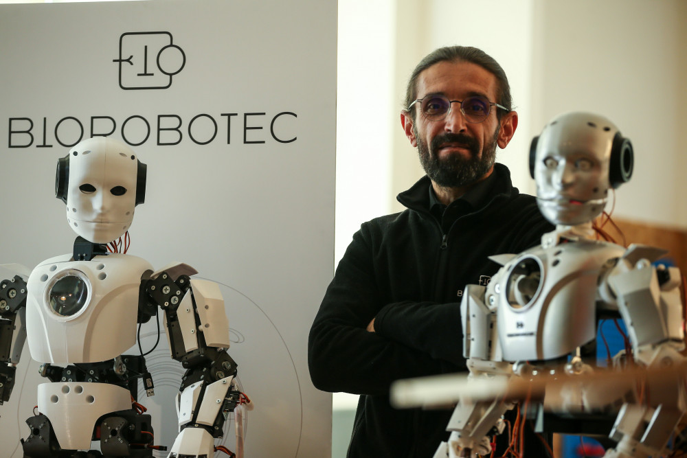 Türk robot Cumaya yapay zeka yüklenecek 