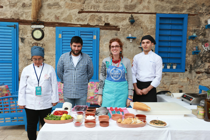 Tarsus Mutfağı gövde gösterisi yaptı