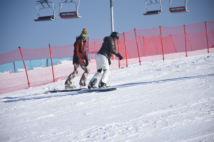 Ayşe Tolganın snowboard öğrenme azmi