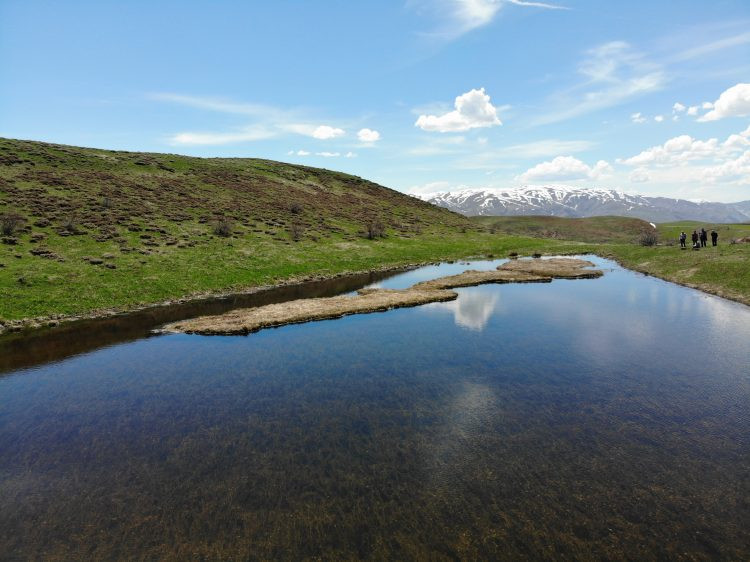 Ercincanın yüzen adalarının efsanesi de var 