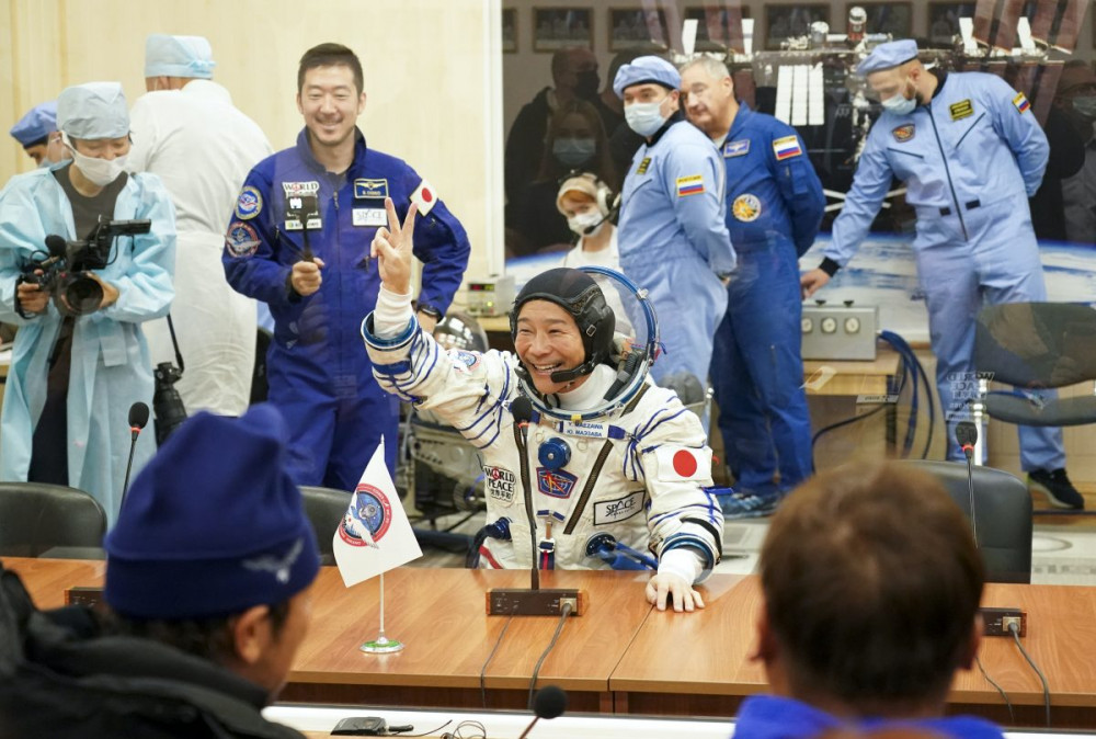 Japon milyarderin uzaya çıkma sevinci