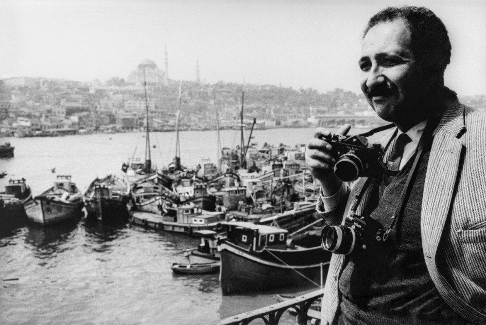 Ara Gülerin Muhtelif İstanbul fotoğrafları sergileniyor