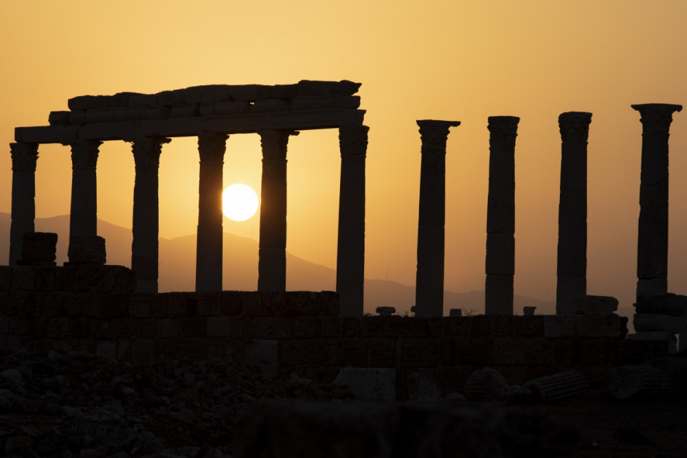 Laodikya Antik Kentinde gün batımı