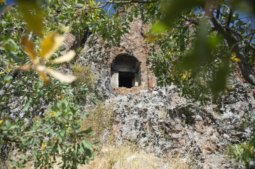 Tuncelide bir Urartu Kalesi: Kale Köyü Kalesi