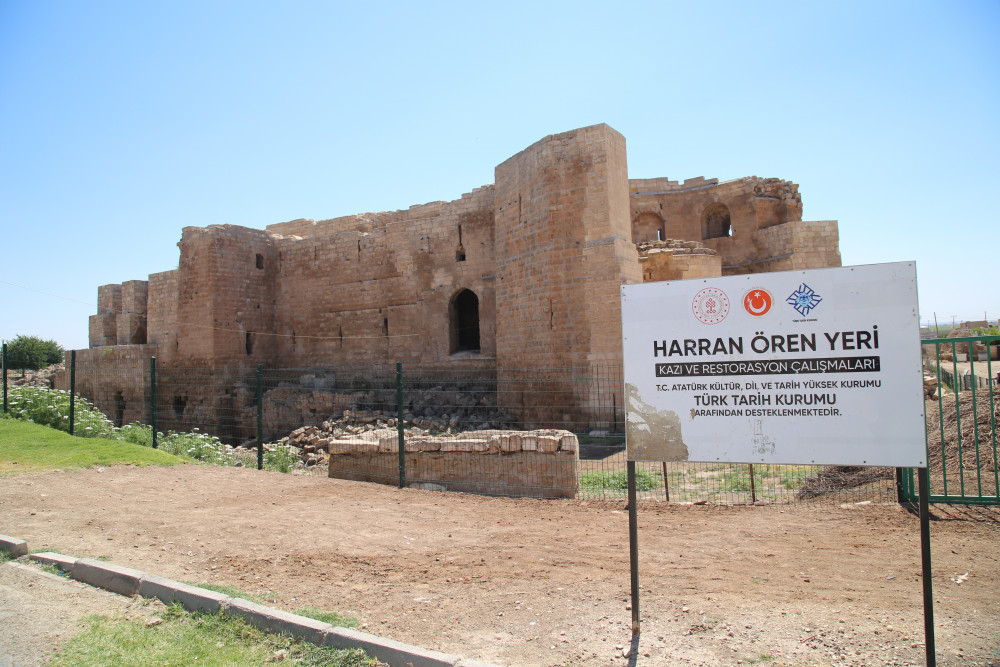 Harran Kalesindeki Sin Tapınağı bulunmaya çalışıyor