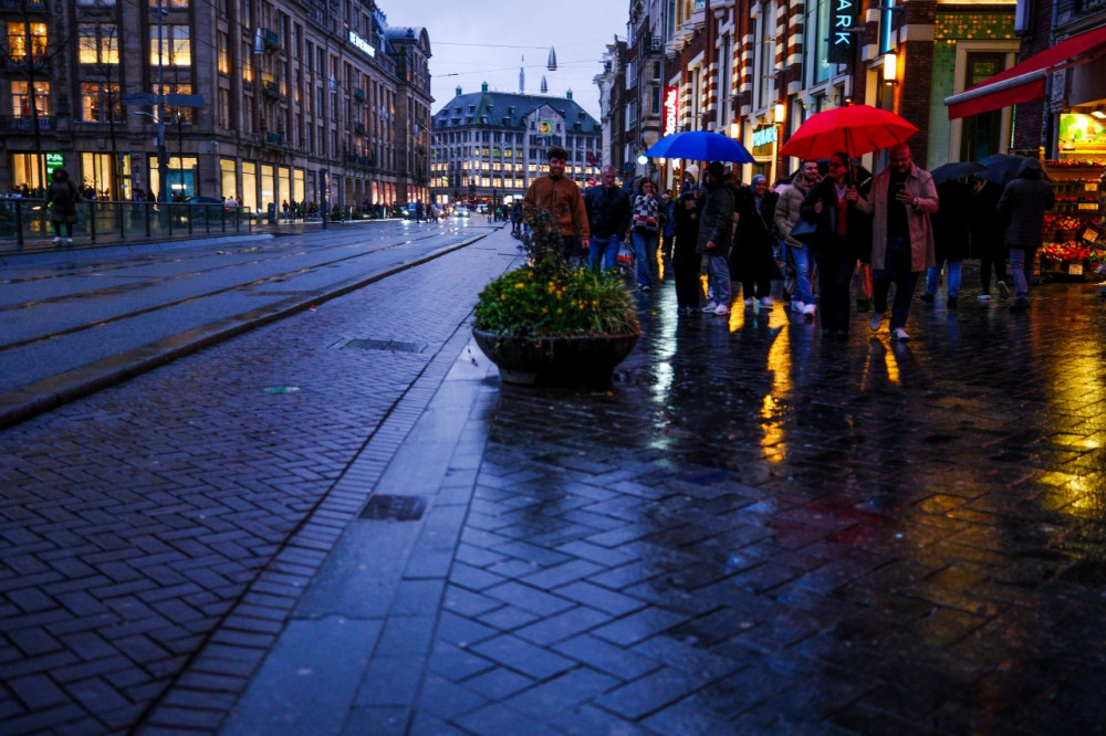 Al gözüm seyreyle Amsterdam manzaraları